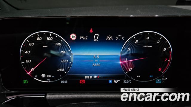 Mercedes-Benz GLA-Class 2026 — photo 11