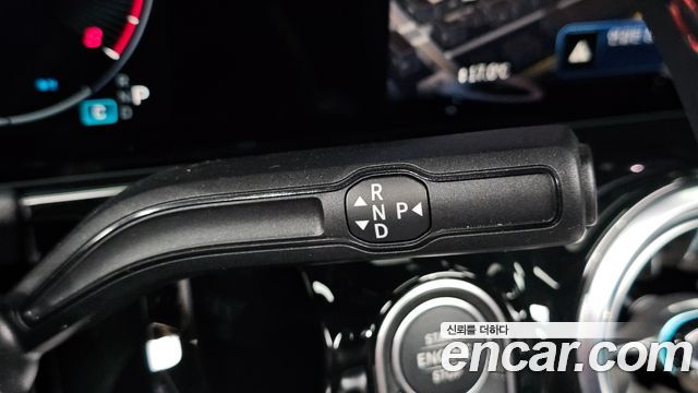 Mercedes-Benz GLA-Class 2026 — photo 12