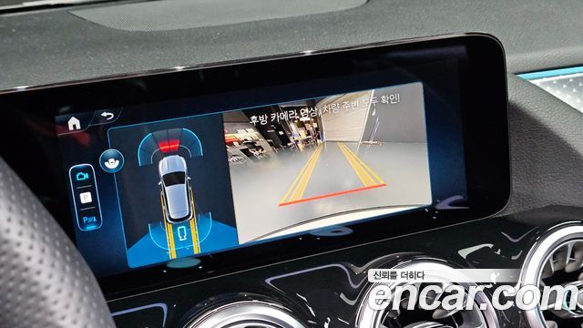Mercedes-Benz GLA-Class 2026 — photo 21
