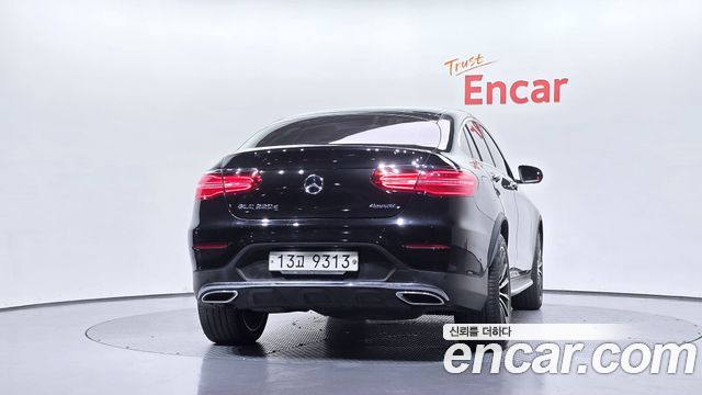 Mercedes-Benz GLC-Class 2017 — photo 4