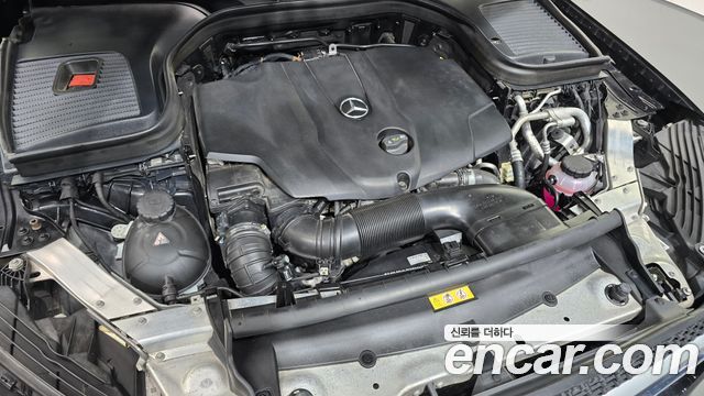 Mercedes-Benz GLC-Class 2017 — photo 6