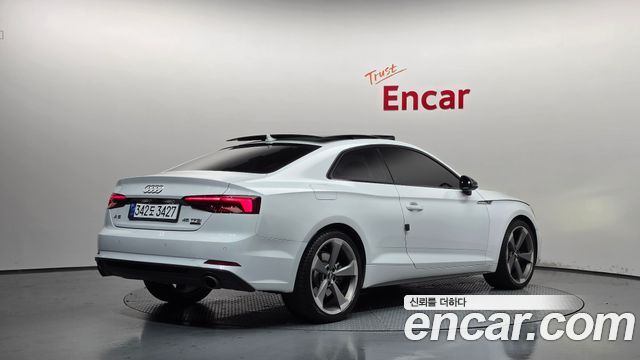 Audi A5 2019 — photo 2