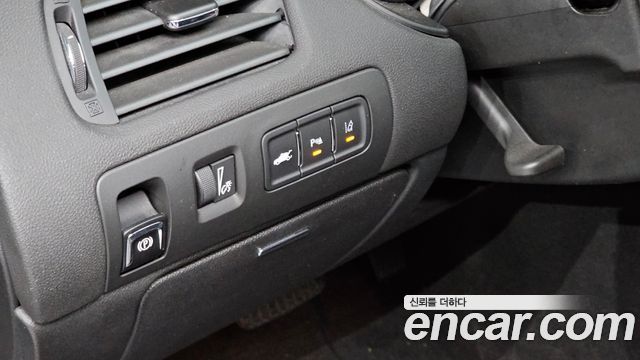 Chevrolet Korea Impala 2017 — photo 14
