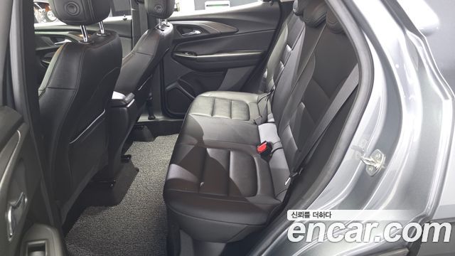 Chevrolet Korea Trailblazer 2022 — photo 18