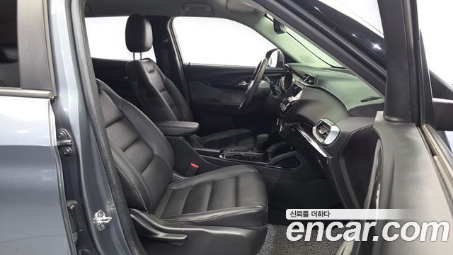 Chevrolet Korea Trailblazer 2022 — photo 16