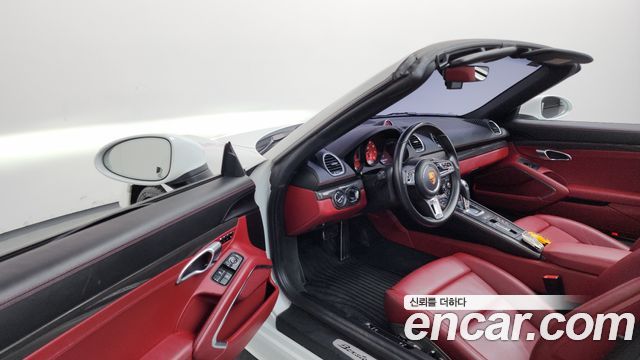 Porsche 718 2019 — photo 13