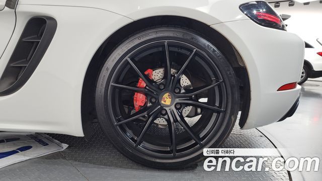 Porsche 718 2019 — photo 7