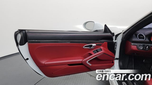 Porsche 718 2019 — photo 15