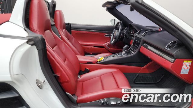 Porsche 718 2019 — photo 16