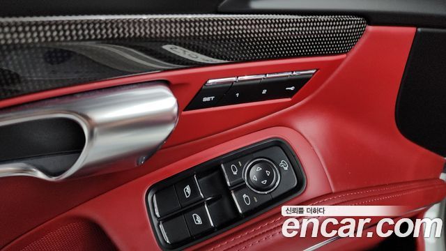 Porsche 718 2019 — photo 29