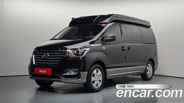 Hyundai Starex 2021 — photo 1