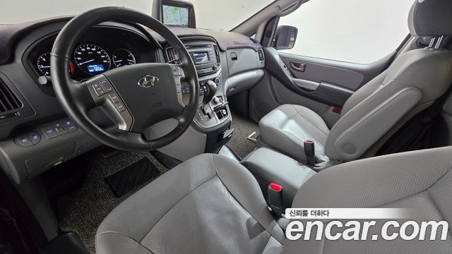 Hyundai Starex 2021 — photo 10