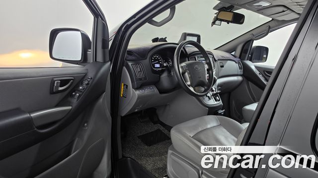 Hyundai Starex 2021 — photo 13