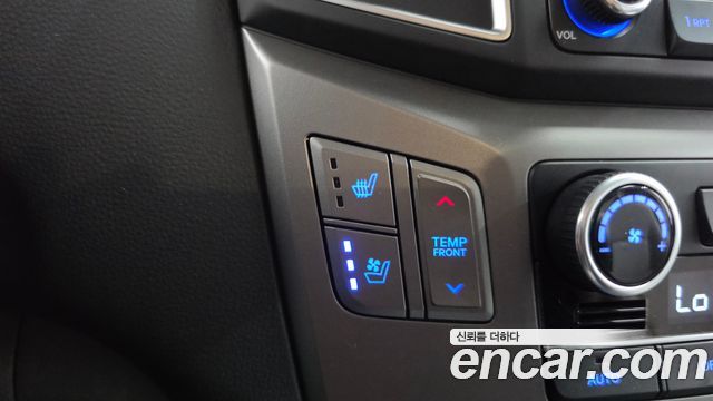 Hyundai Starex 2021 — photo 26