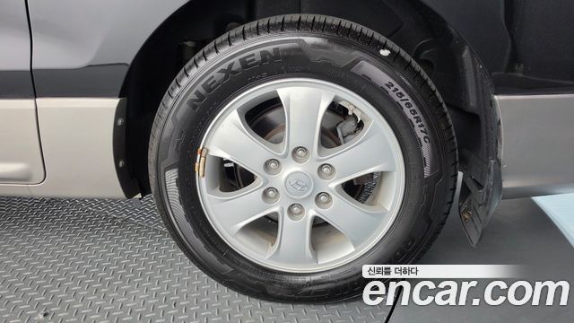 Hyundai Starex 2021 — photo 7