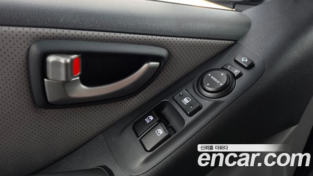 Hyundai Starex 2021 — photo 34
