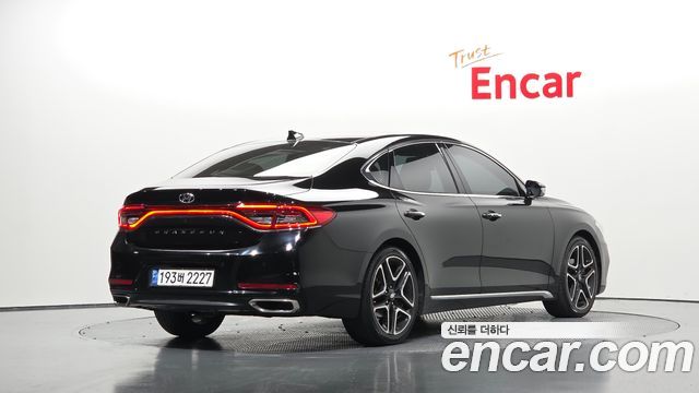 Hyundai Grandeur 2018 — photo 2
