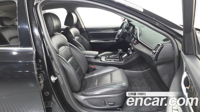 Hyundai Grandeur 2018 — photo 17