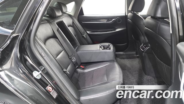 Hyundai Grandeur 2018 — photo 18