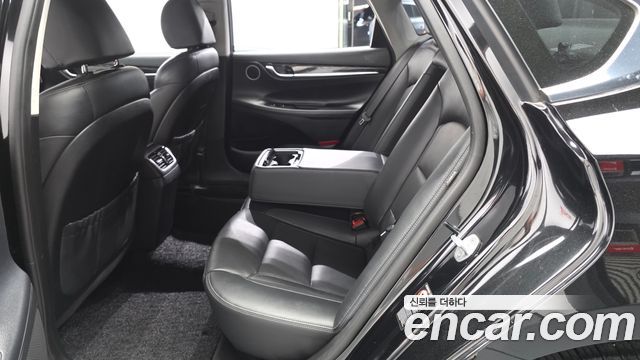 Hyundai Grandeur 2018 — photo 16