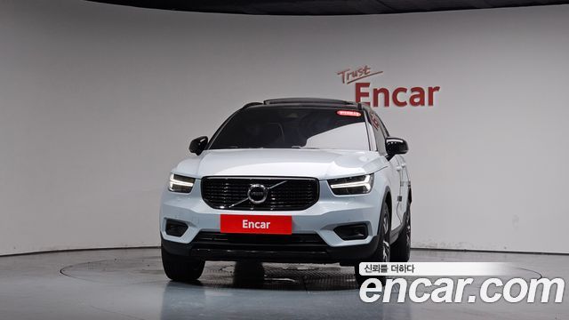 Volvo XC40 2020 — photo 3