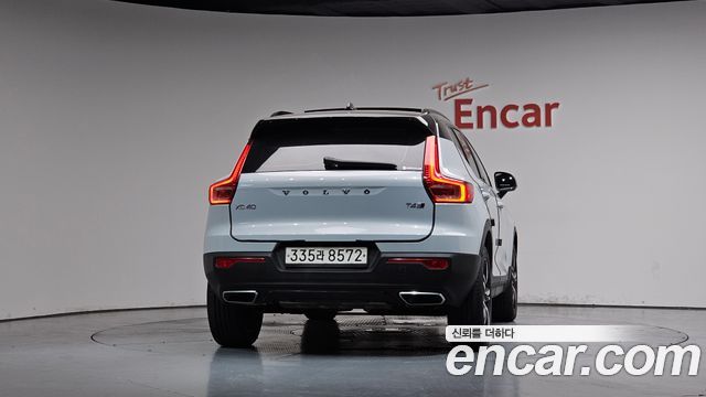 Volvo XC40 2020 — photo 4