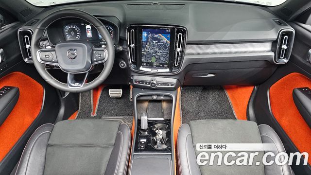 Volvo XC40 2020 — photo 10