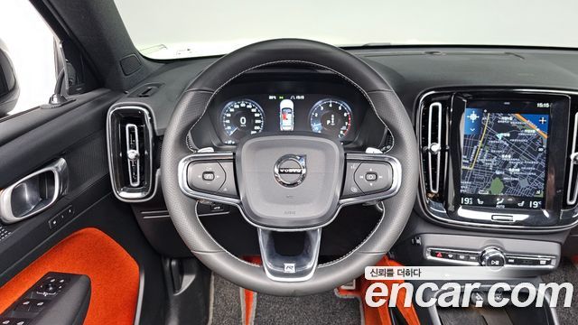 Volvo XC40 2020 — photo 19