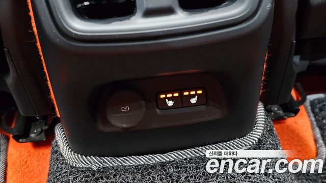 Volvo XC40 2020 — photo 27