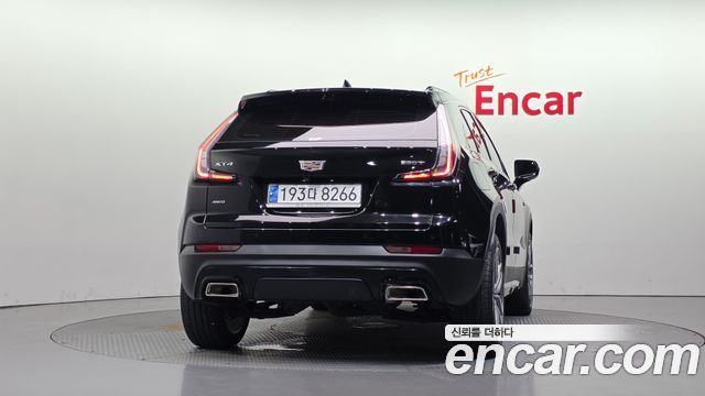 Cadillac XT4 2023 — photo 4