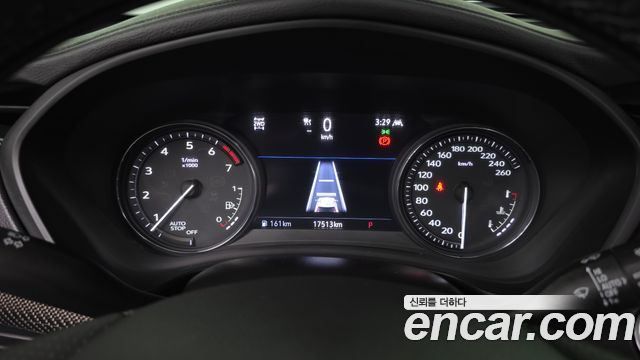 Cadillac XT4 2023 — photo 8