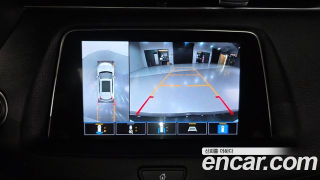 Cadillac XT4 2023 — photo 15