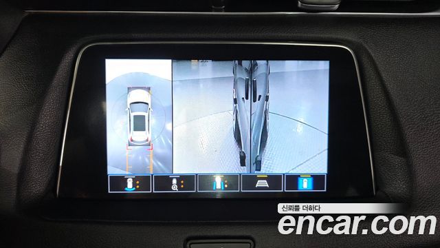 Cadillac XT4 2023 — photo 16