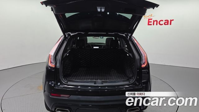 Cadillac XT4 2023 — photo 20