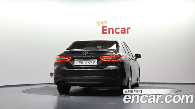 Toyota Camry 2018 — photo 4