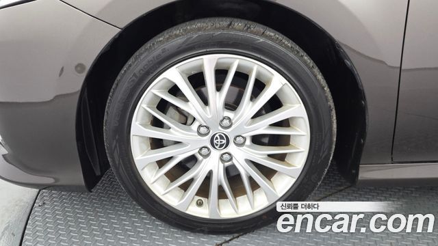 Toyota Camry 2018 — photo 5