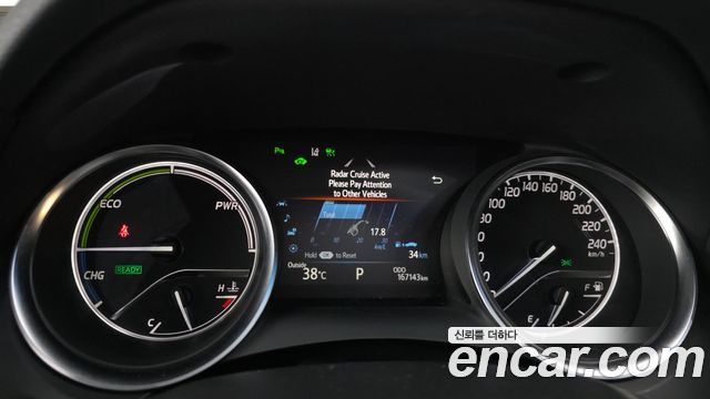 Toyota Camry 2018 — photo 8