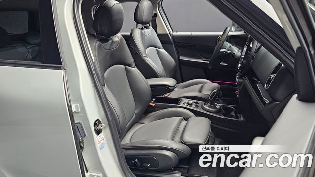 Mini Countryman 2022 — photo 16