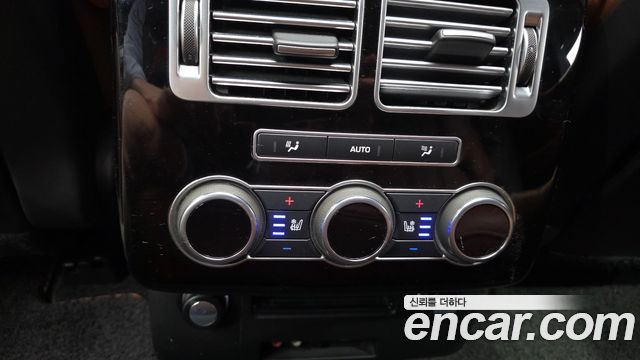 Land Rover Range Rover 2016 — photo 17