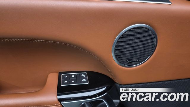 Land Rover Range Rover 2016 — photo 19