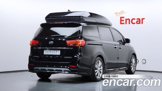 Kia Canival 2020 — photo 2