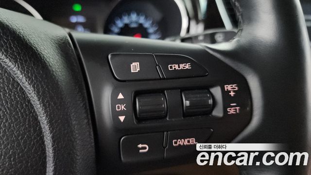 Kia Canival 2020 — photo 23
