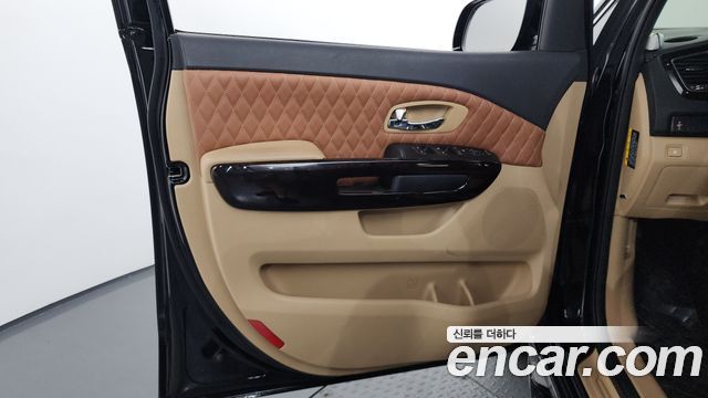 Kia Canival 2020 — photo 14