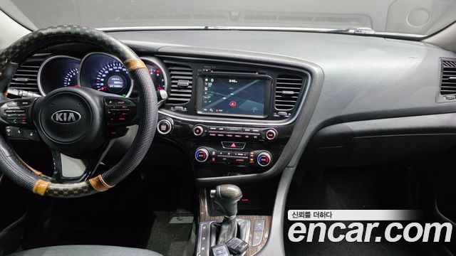 Kia K5 2015 — photo 17