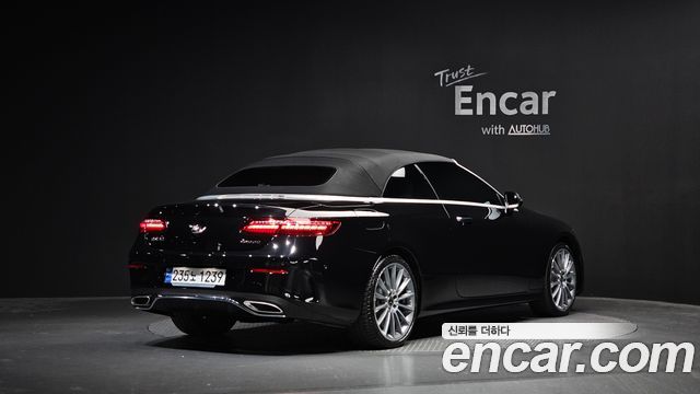 Mercedes-Benz E-Class 2023 — photo 2