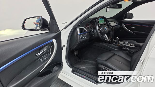 BMW 3-Series 2016 — photo 10