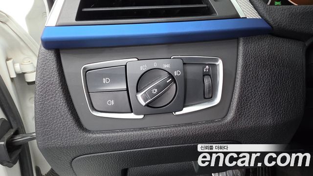 BMW 3-Series 2016 — photo 18