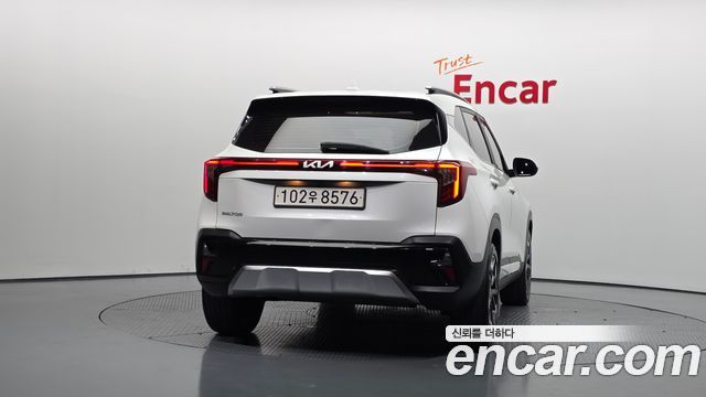 Kia Seltos 2023 — photo 4