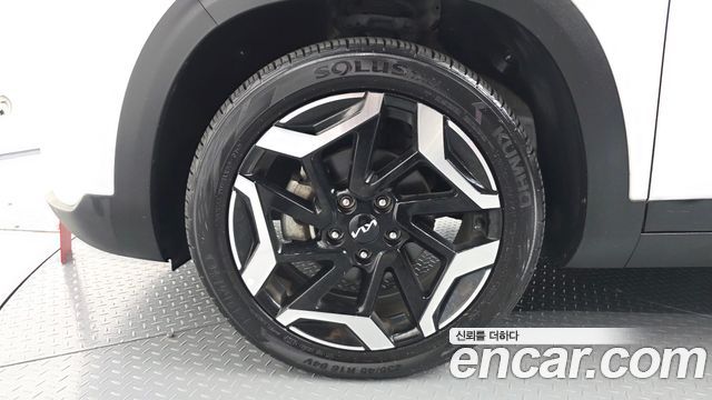 Kia Seltos 2023 — photo 5