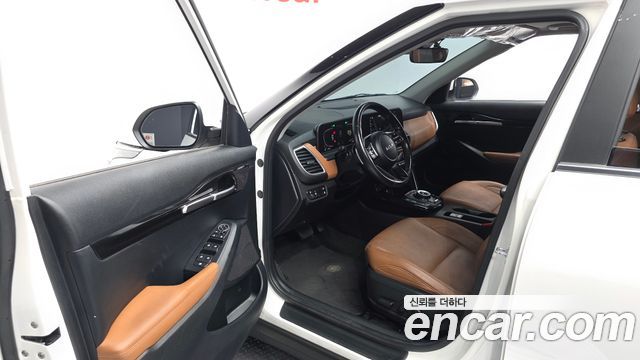 Kia Seltos 2023 — photo 13